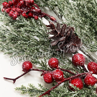 Snowing Pine & Berry Branches – Pack of 1