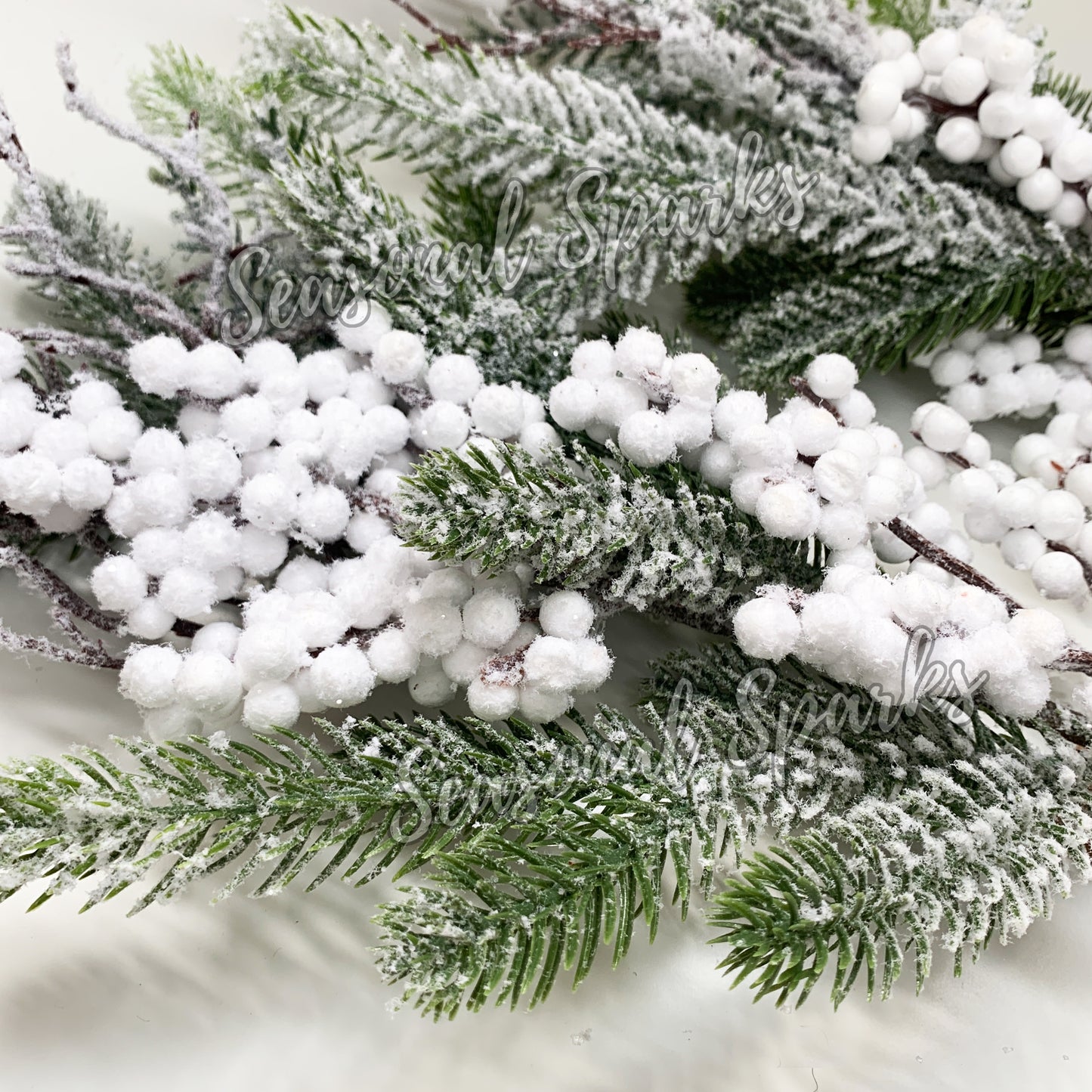 76cm White Berry Branches – Pack of 1