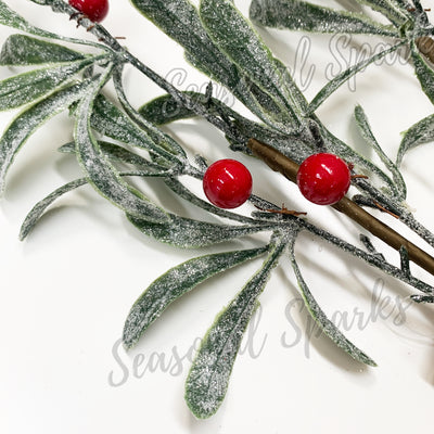 43cm Red Berry Branches – Pack of 1