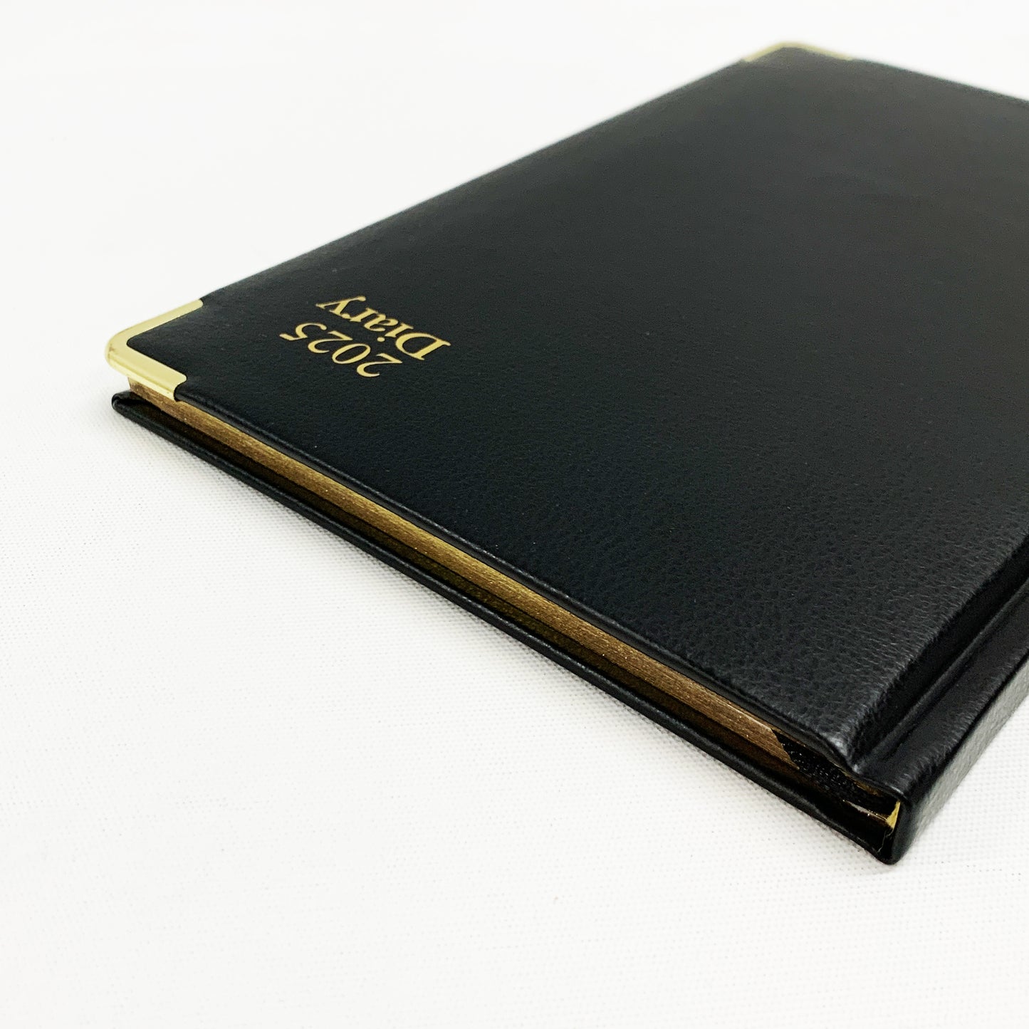 2025 Diary A4 Week To View Gold Edge/Black